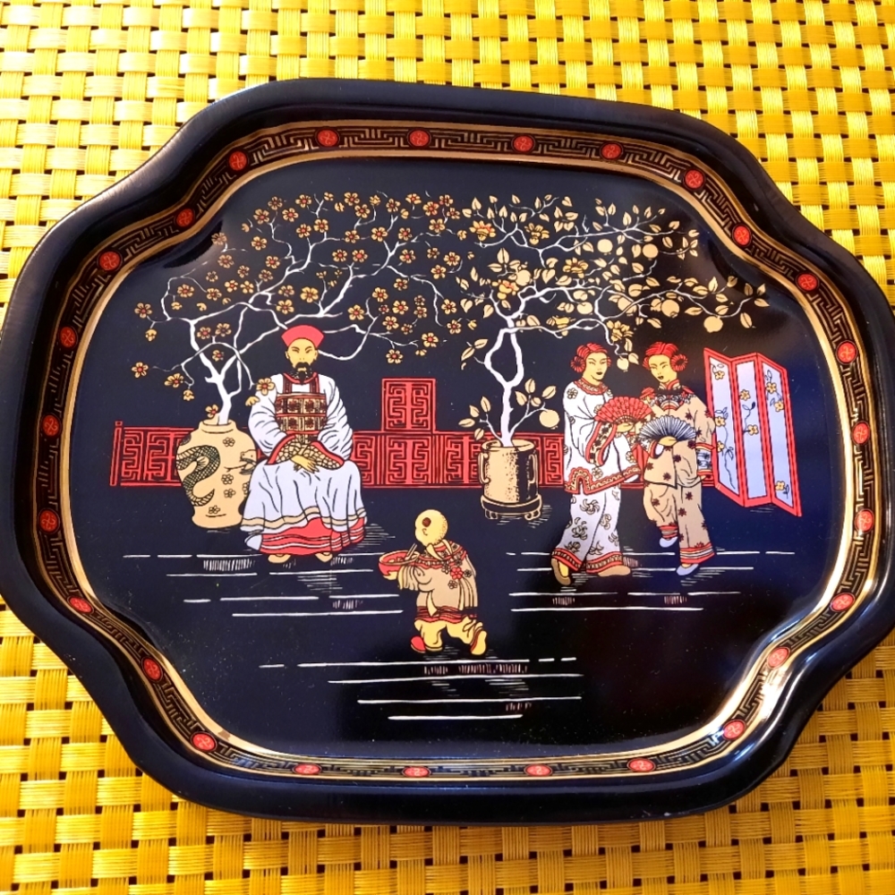 Vintage Asian 2 small  tea trays size 7,5/-6/5 1960-70  $25